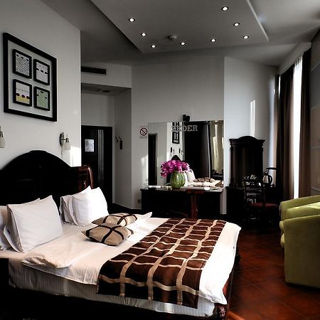 Hotel Zeder Garni Belgrade Room photo