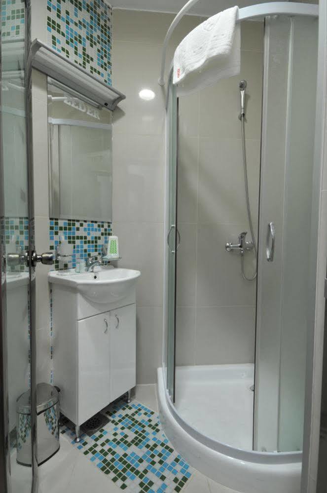 Hotel Zeder Garni Belgrade Exterior photo