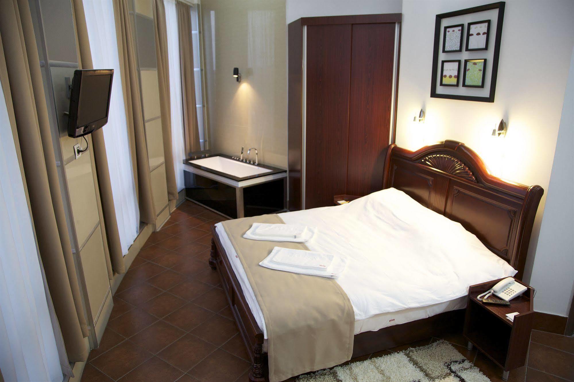Hotel Zeder Garni Belgrade Exterior photo
