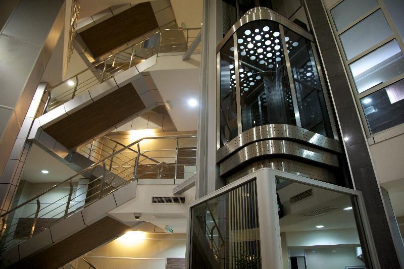Hotel Zeder Garni Belgrade Exterior photo