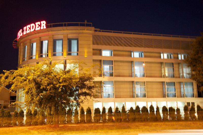 Hotel Zeder Garni Belgrade Exterior photo